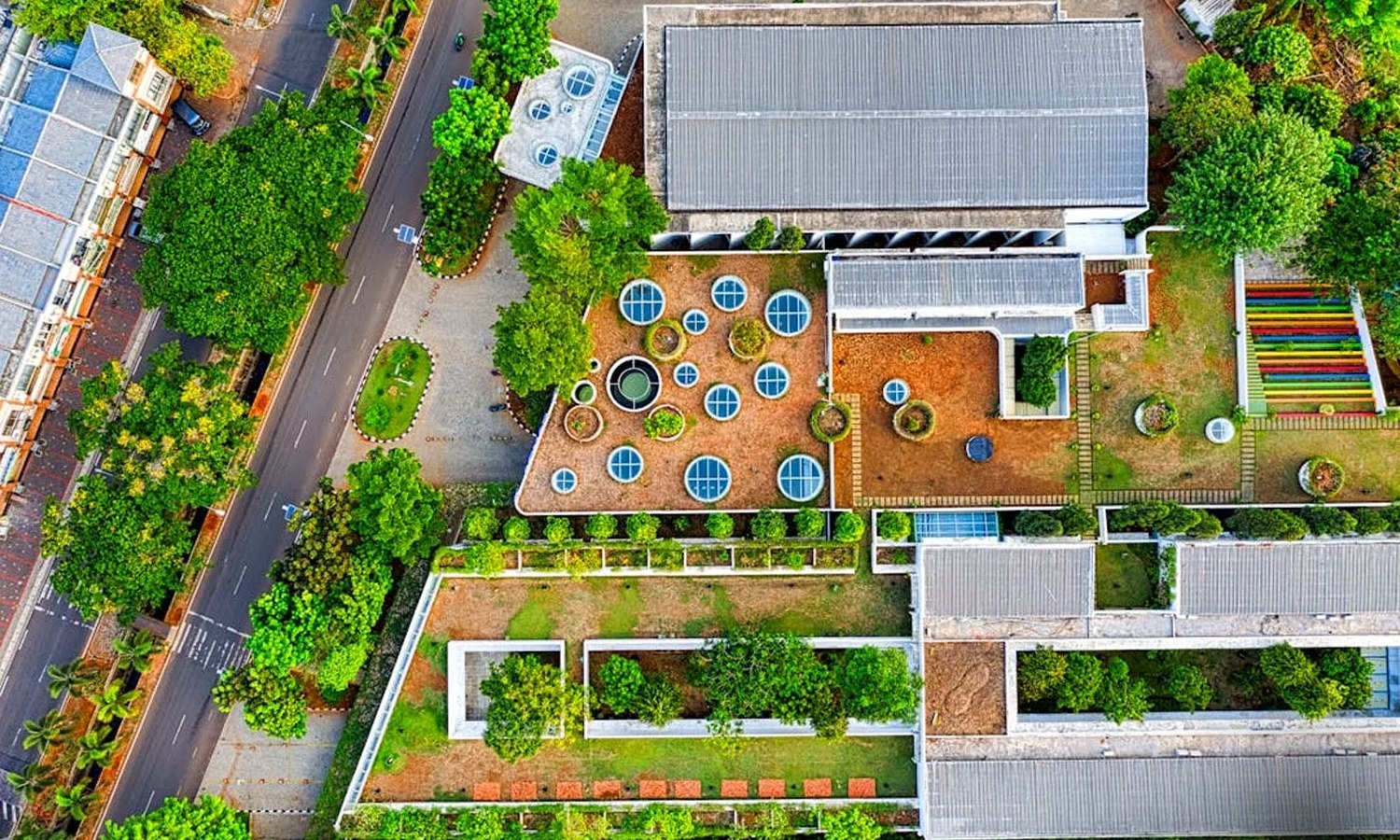 Rooftop green garden